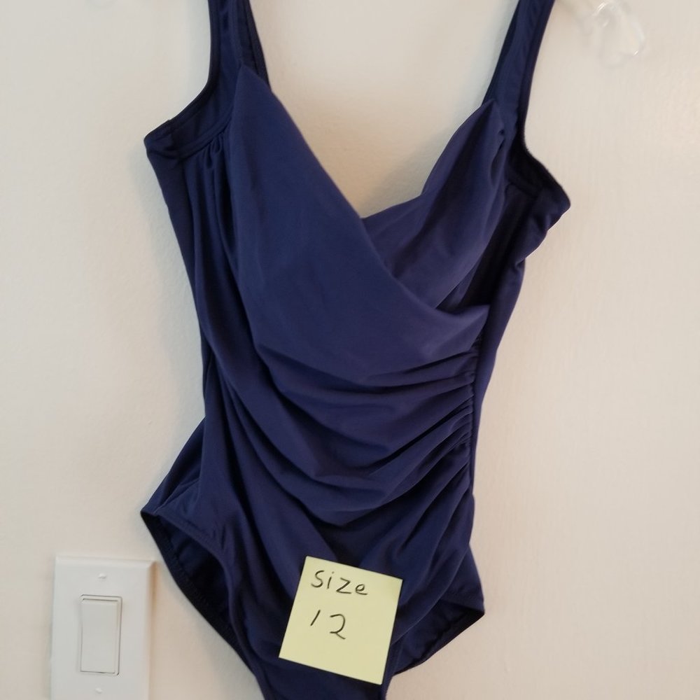 One piece Bikini - Picture 2 of 2
